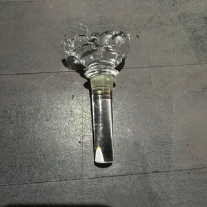 Anthropologie piggy bottle stopper glass